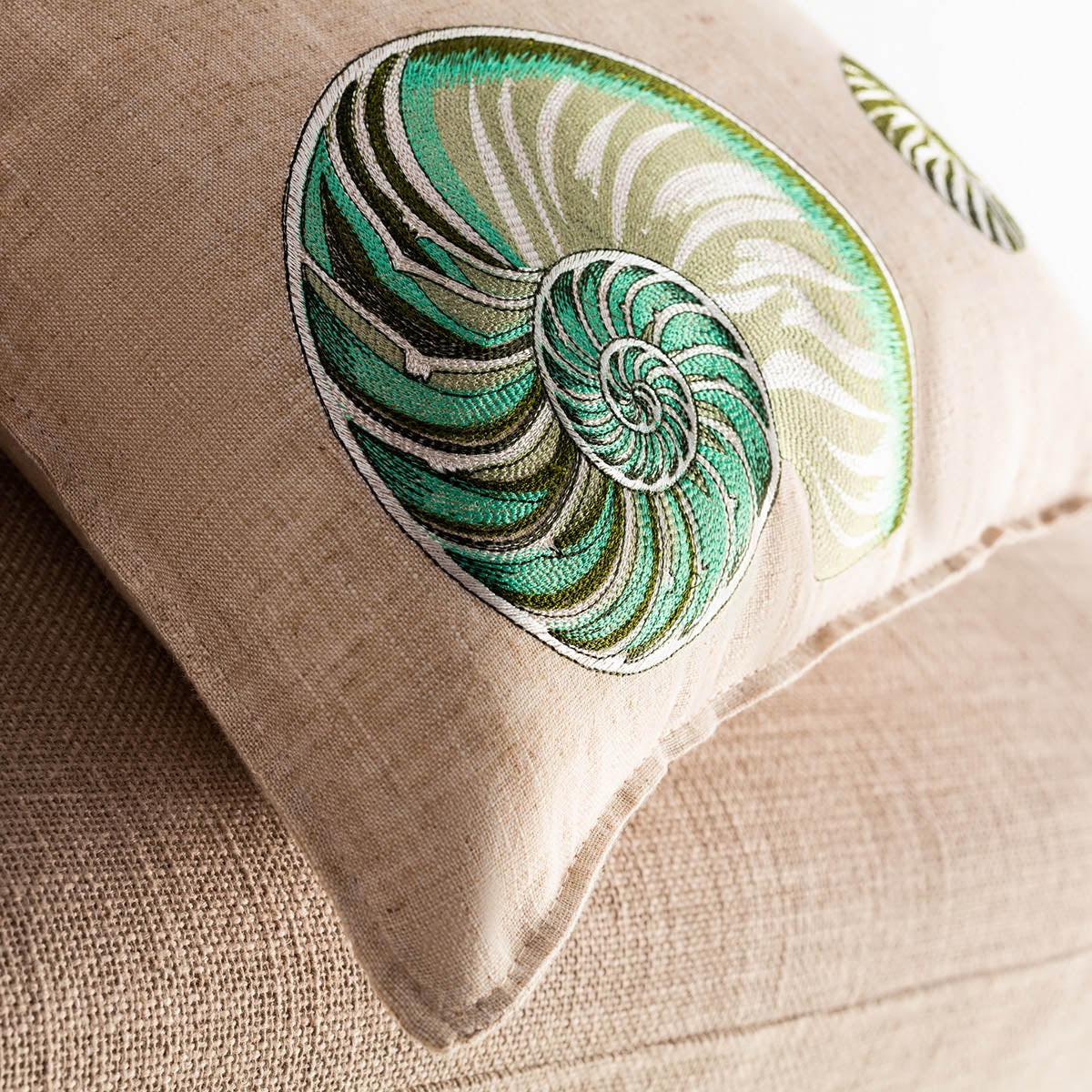 Embroidered pillowcase 43X43cm Beige