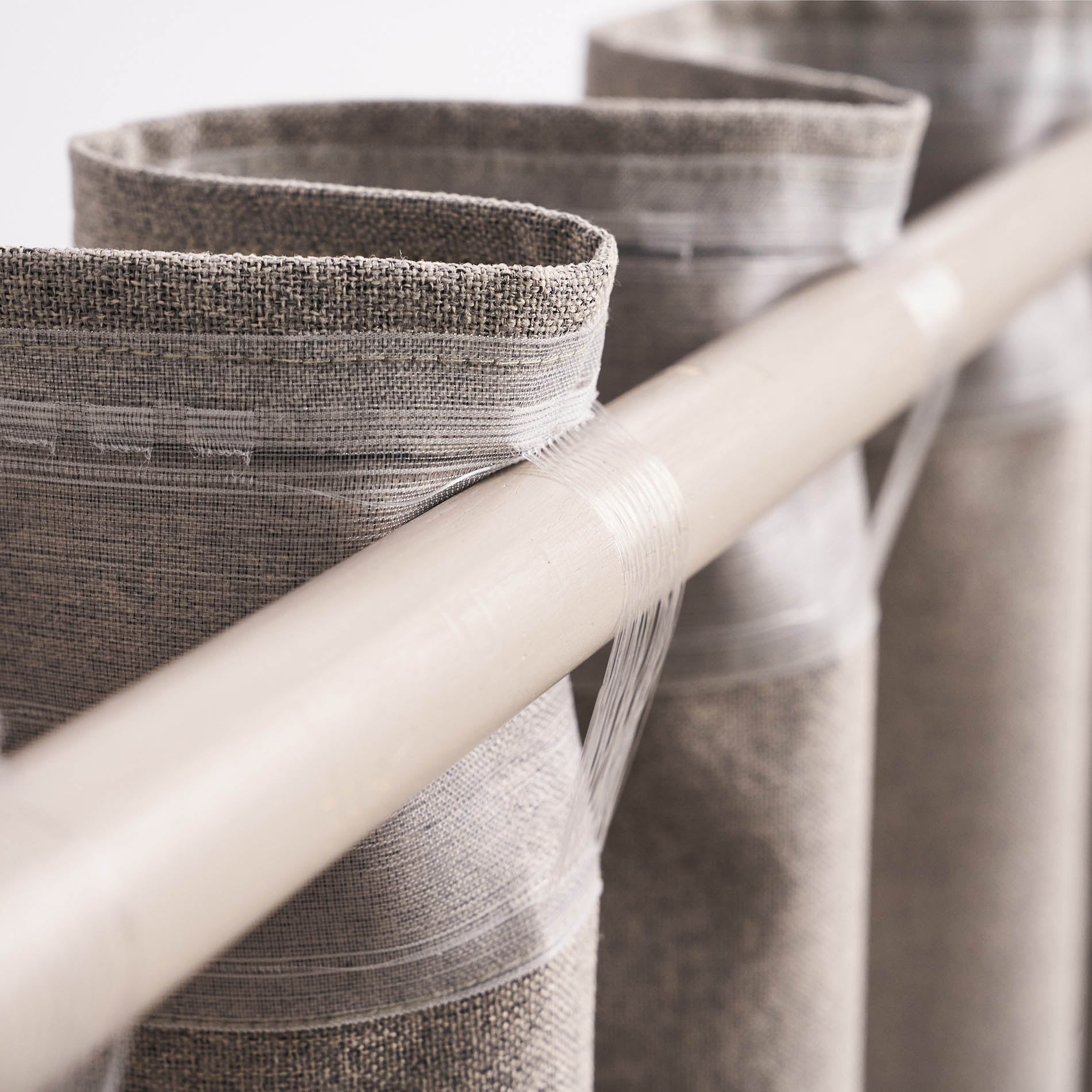 Κουρτίνα συσκότισης με σιρίτι 155x280cm Nap Warm Beige 129