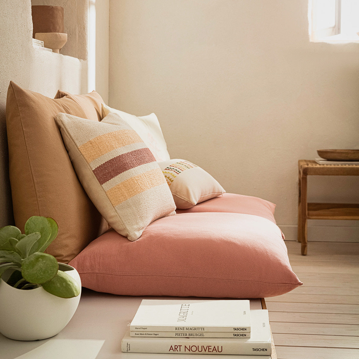 Μαξιλαροθήκη 65x65cm Light veil Apple pink 309/ 17