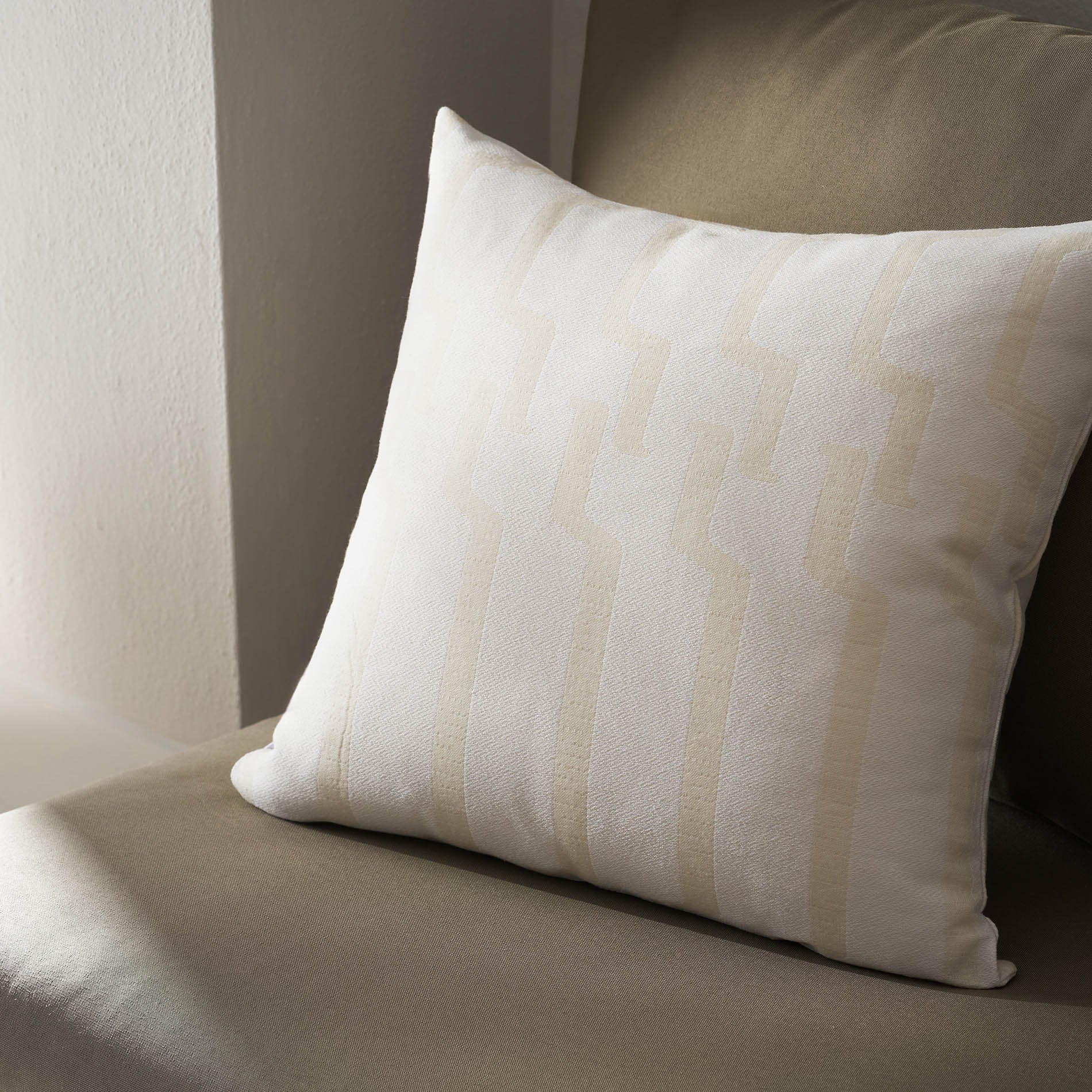Pillowcase 50x50cm Clover Polar White 558/16