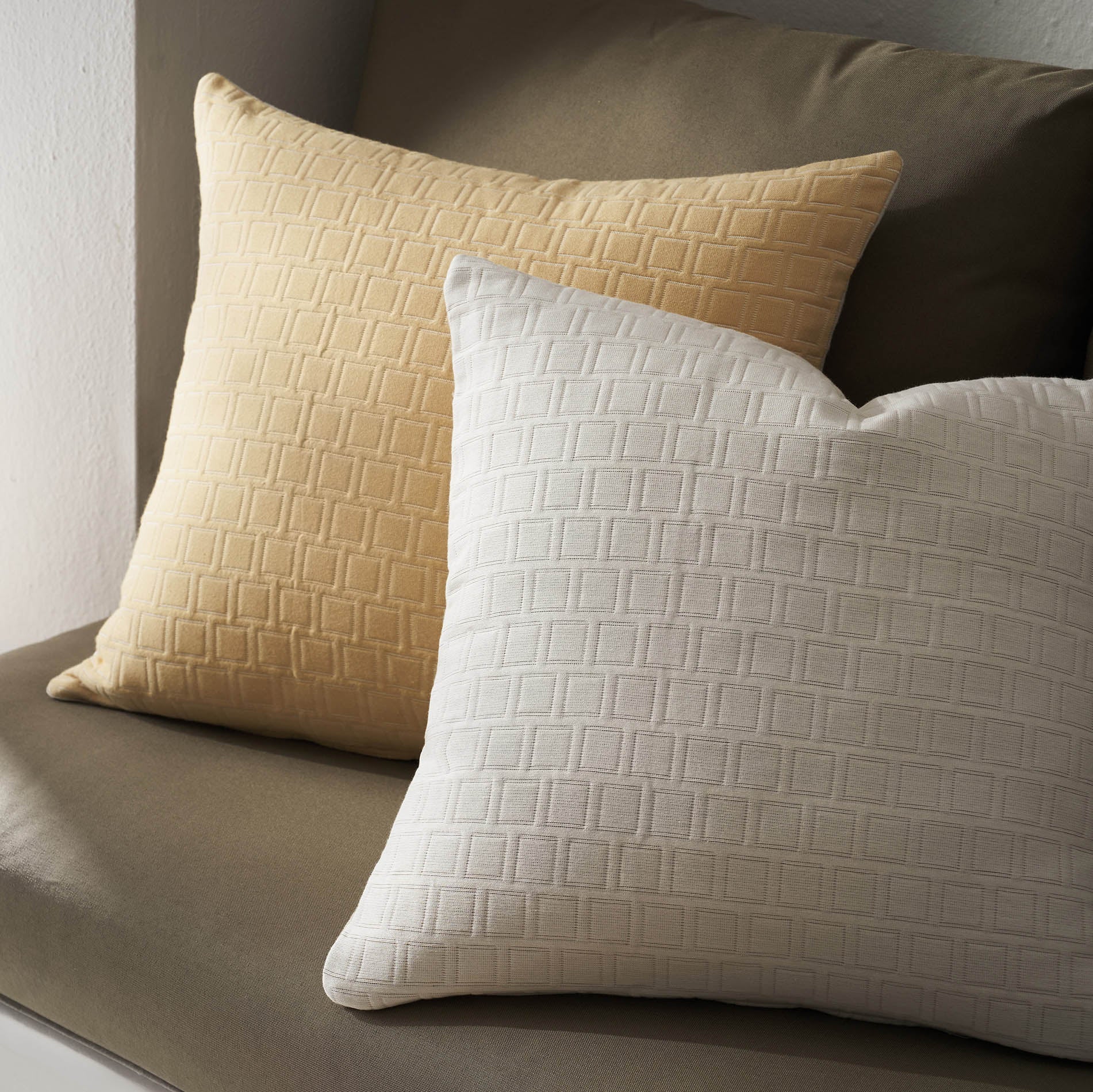 Pillowcase 50x50cm Solenne Sun Yellow 591/04