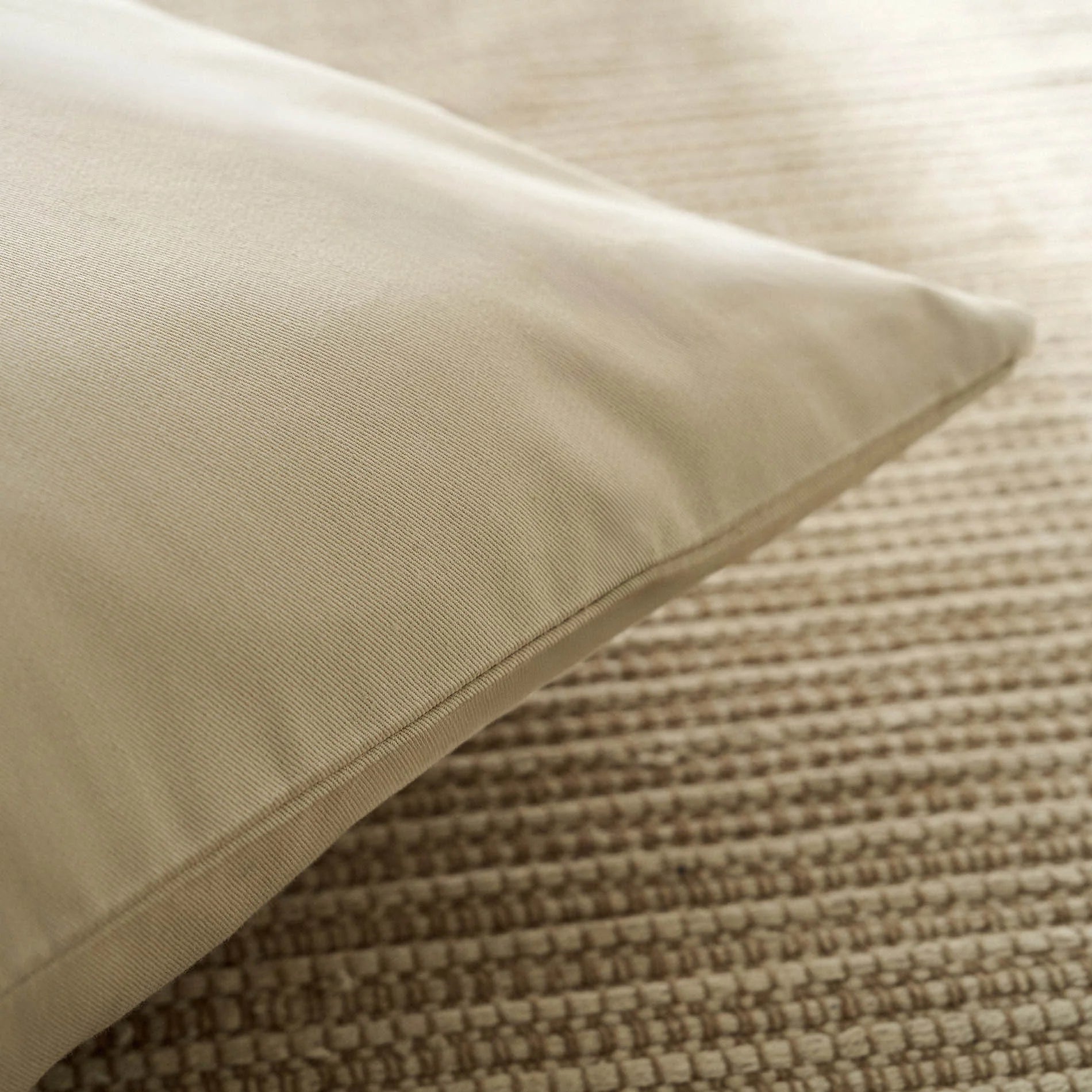 Pillowcase 65x65cm Emory Warm Beige 714