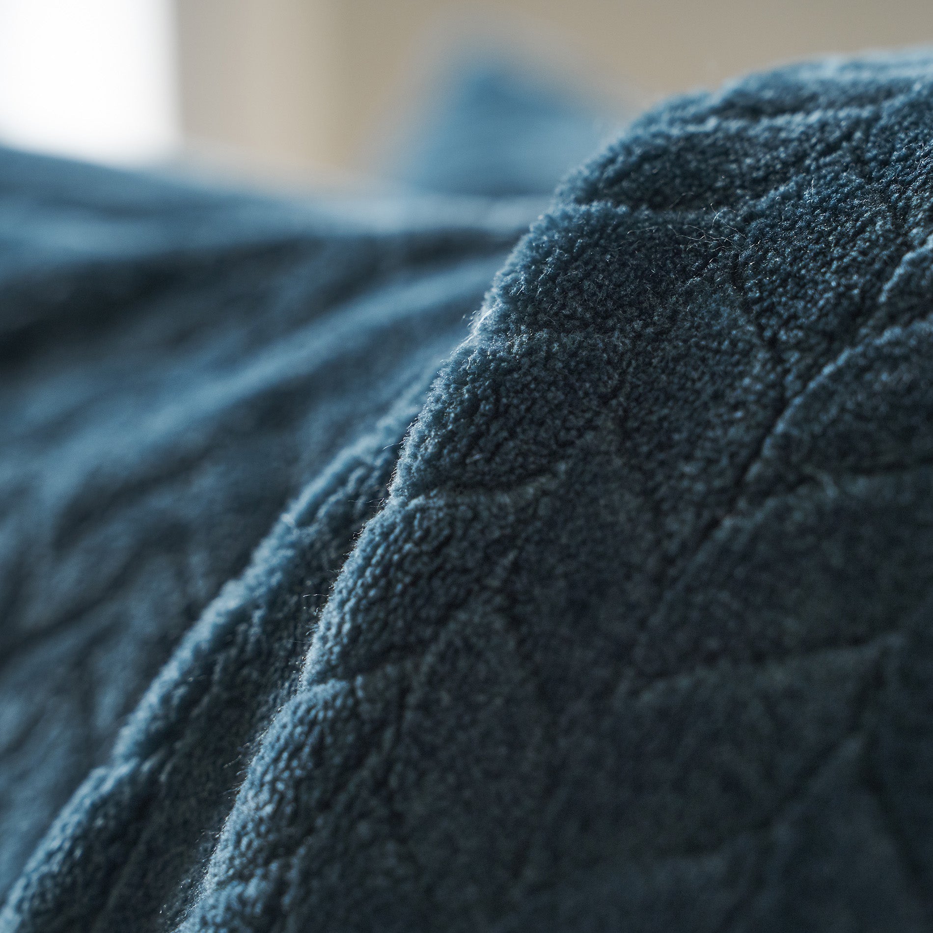 Throw Julien Marine Blue 114/01