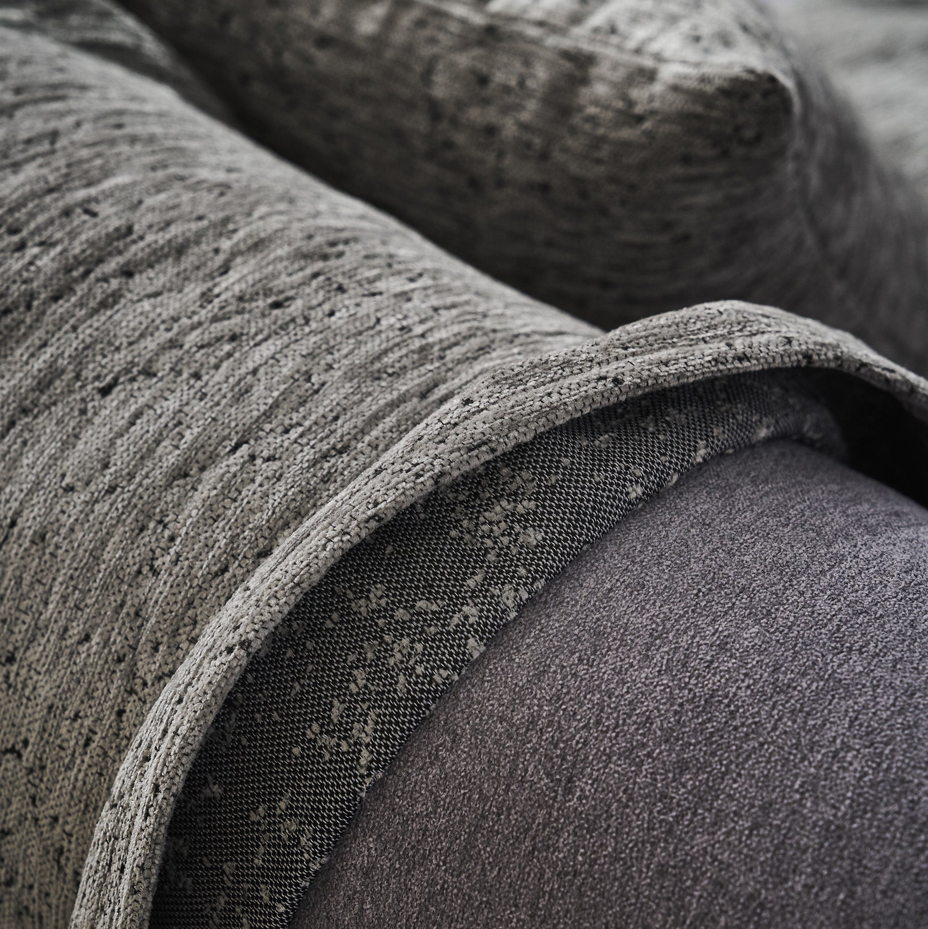 Throw Yrsa Cloud Grey 141/15