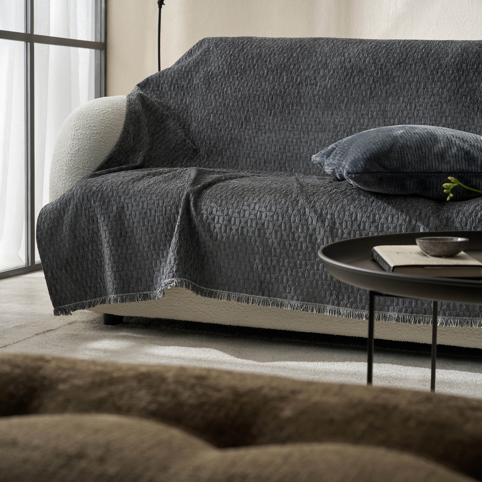 Ondine Throw Pearl Grey 184/14