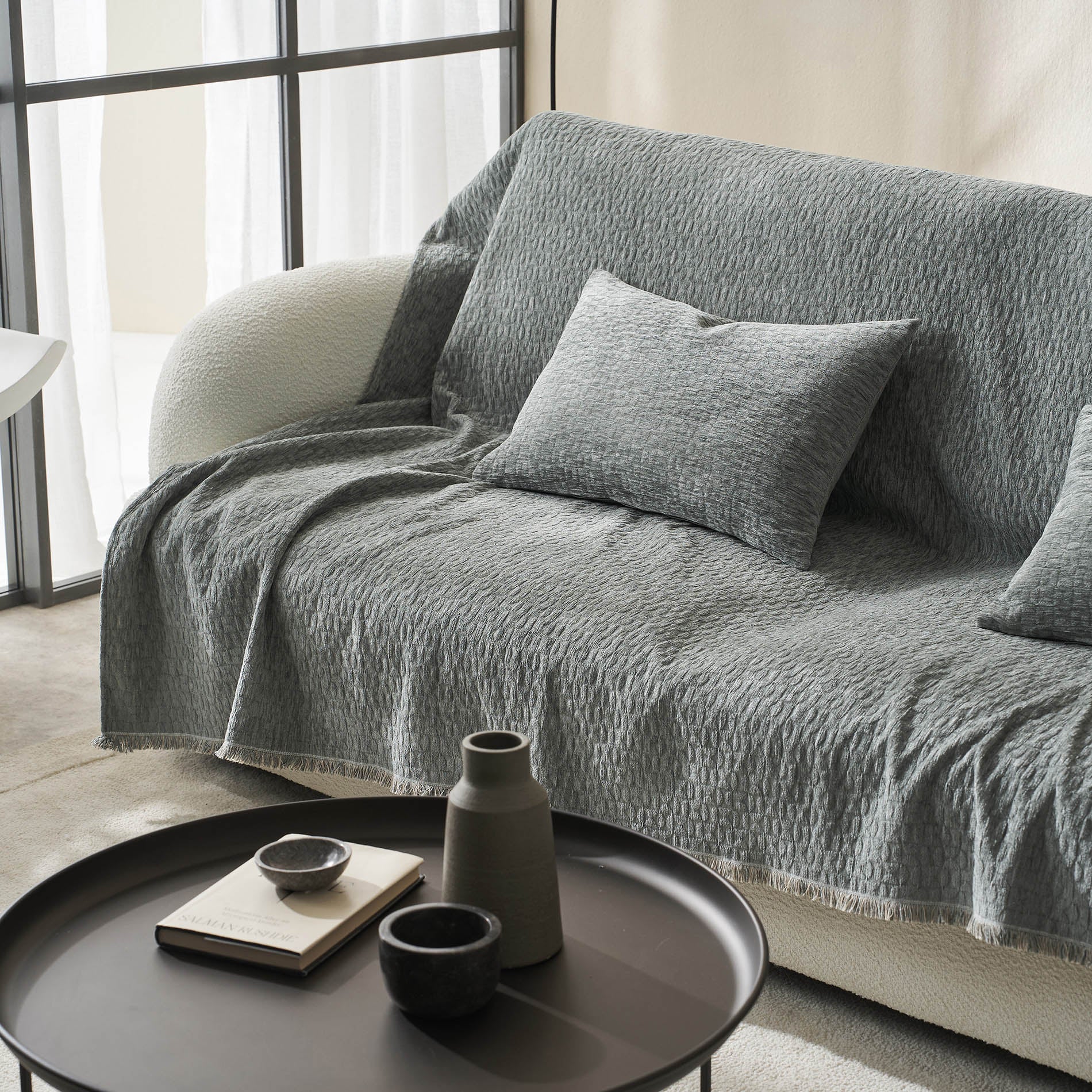 Ondine Weed Grey Throw 184/07