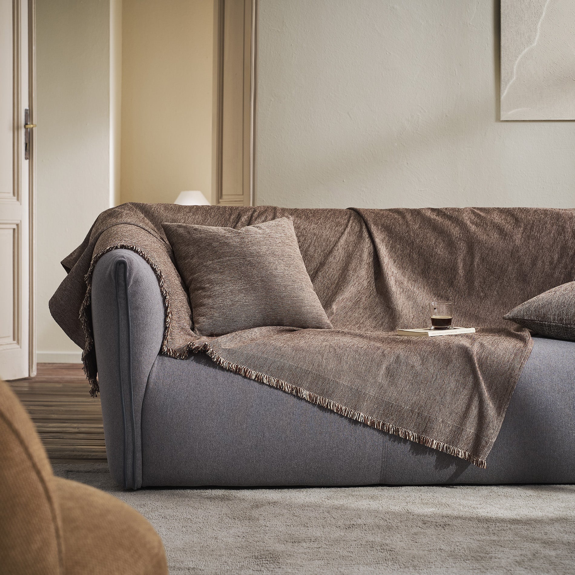 Valkyrie Leather Throw Brown 234/22
