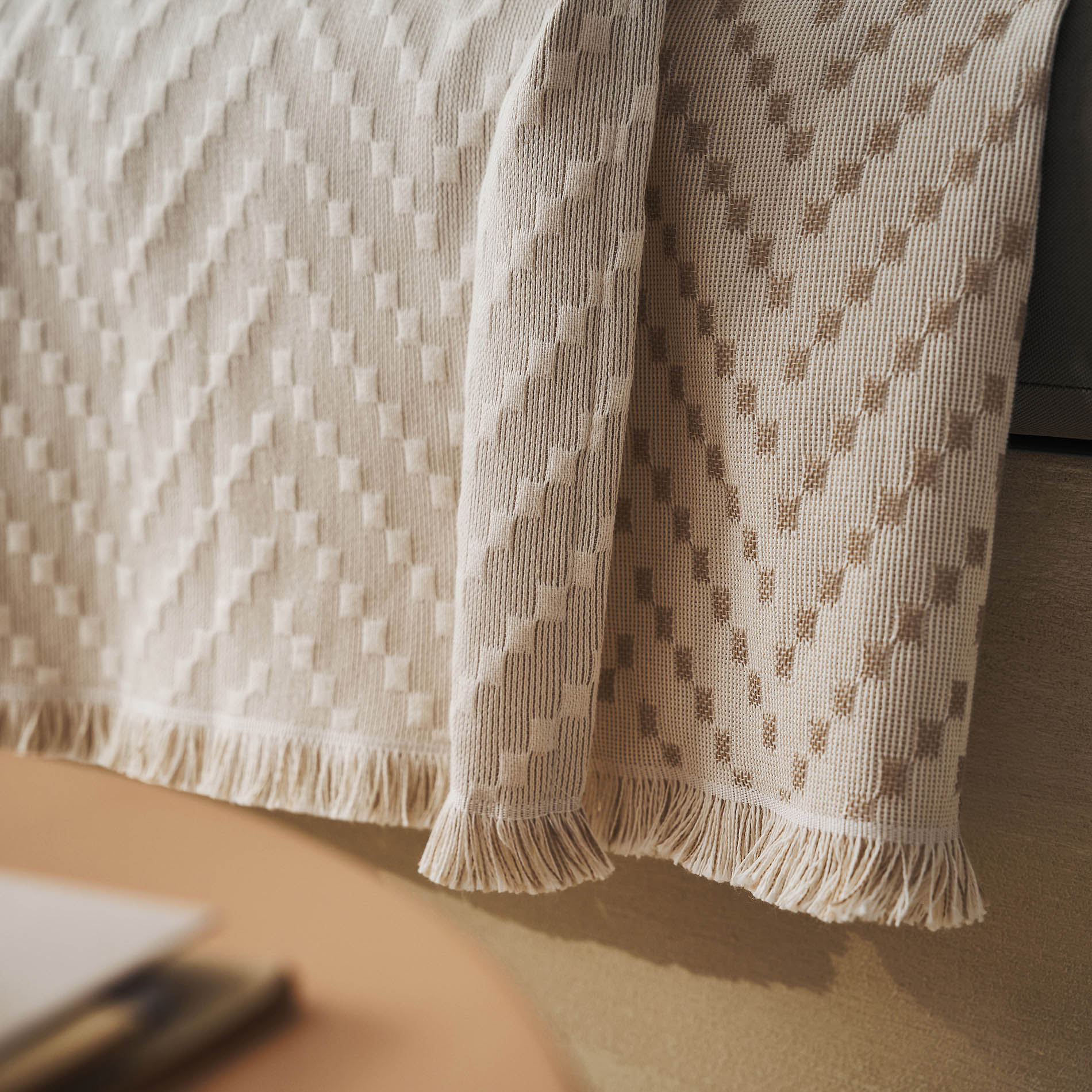 Throw Ori Natural Beige 401/06