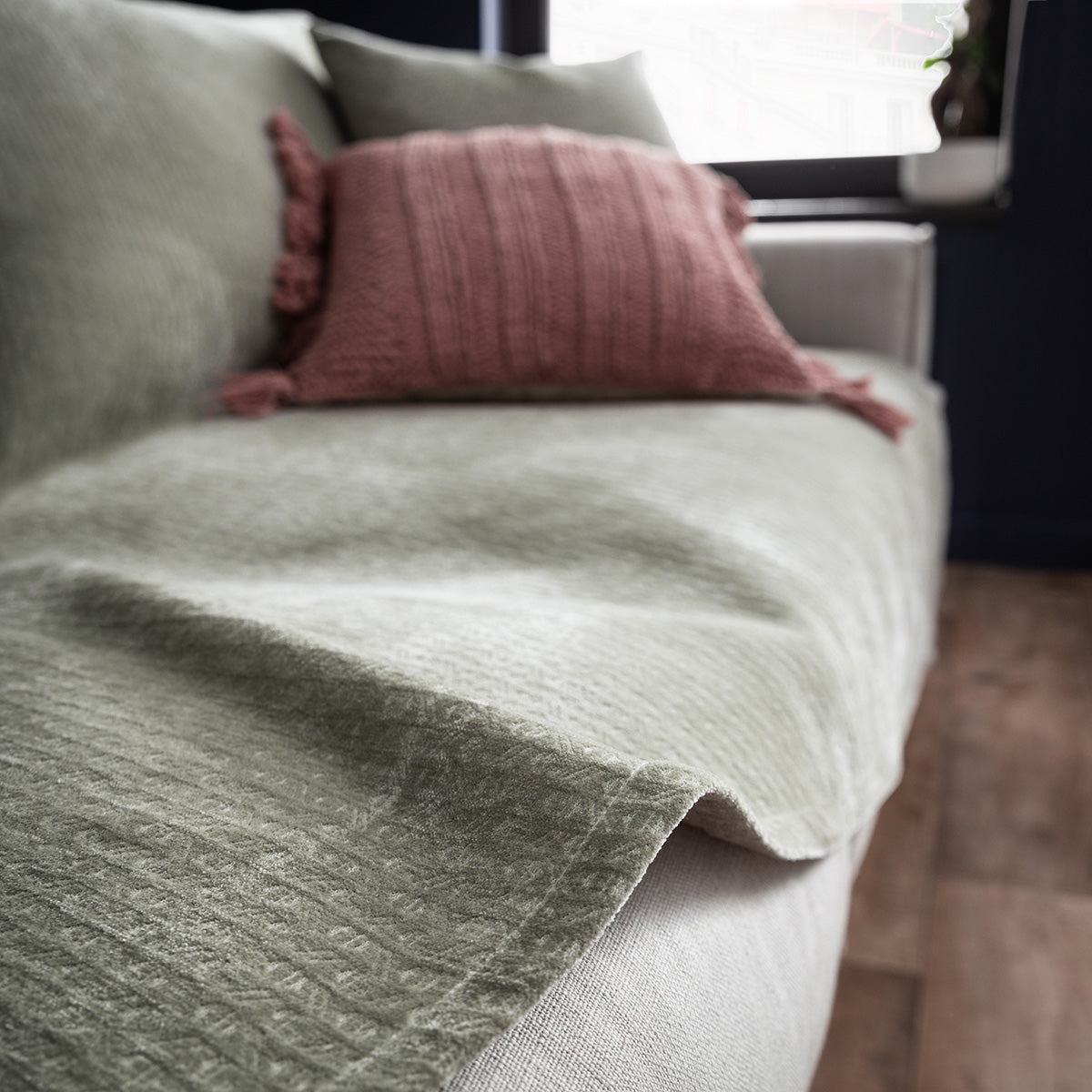 Valley Throw Sage Green 421/46