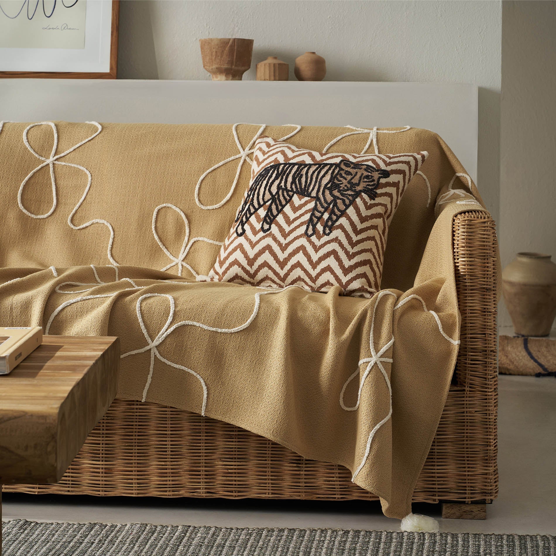 sofa throw decoration 140x180cm Elowen Warm Beige 505