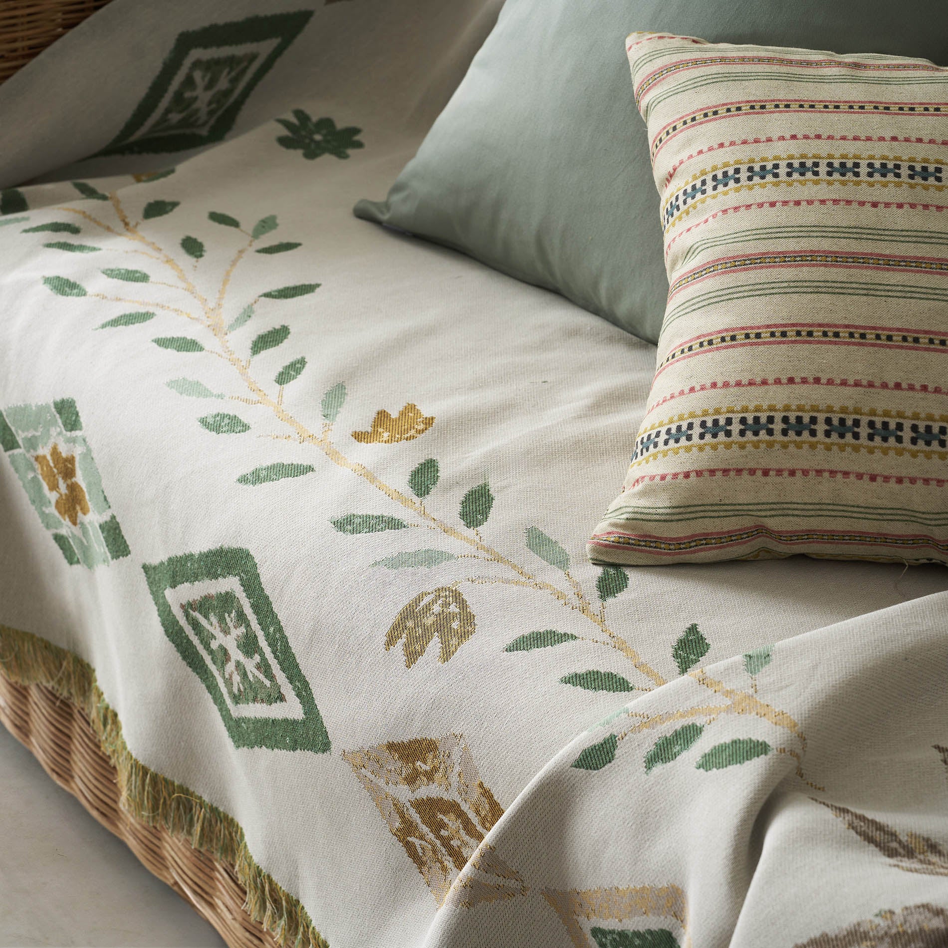 sofa throw decoration 180x210cm Ishara Garden Green 573/07
