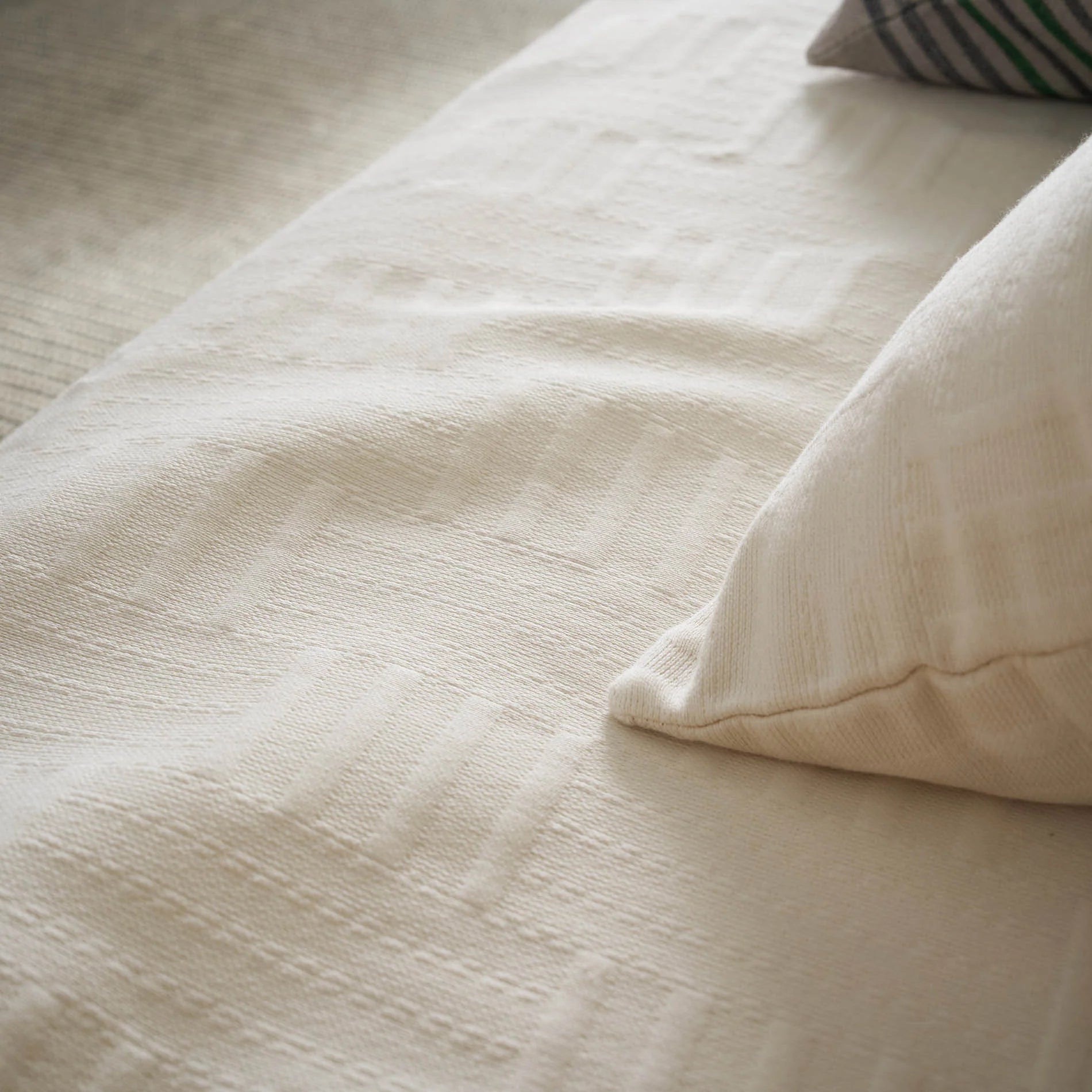 Ριχτάρι Calyra Ivory 654/05