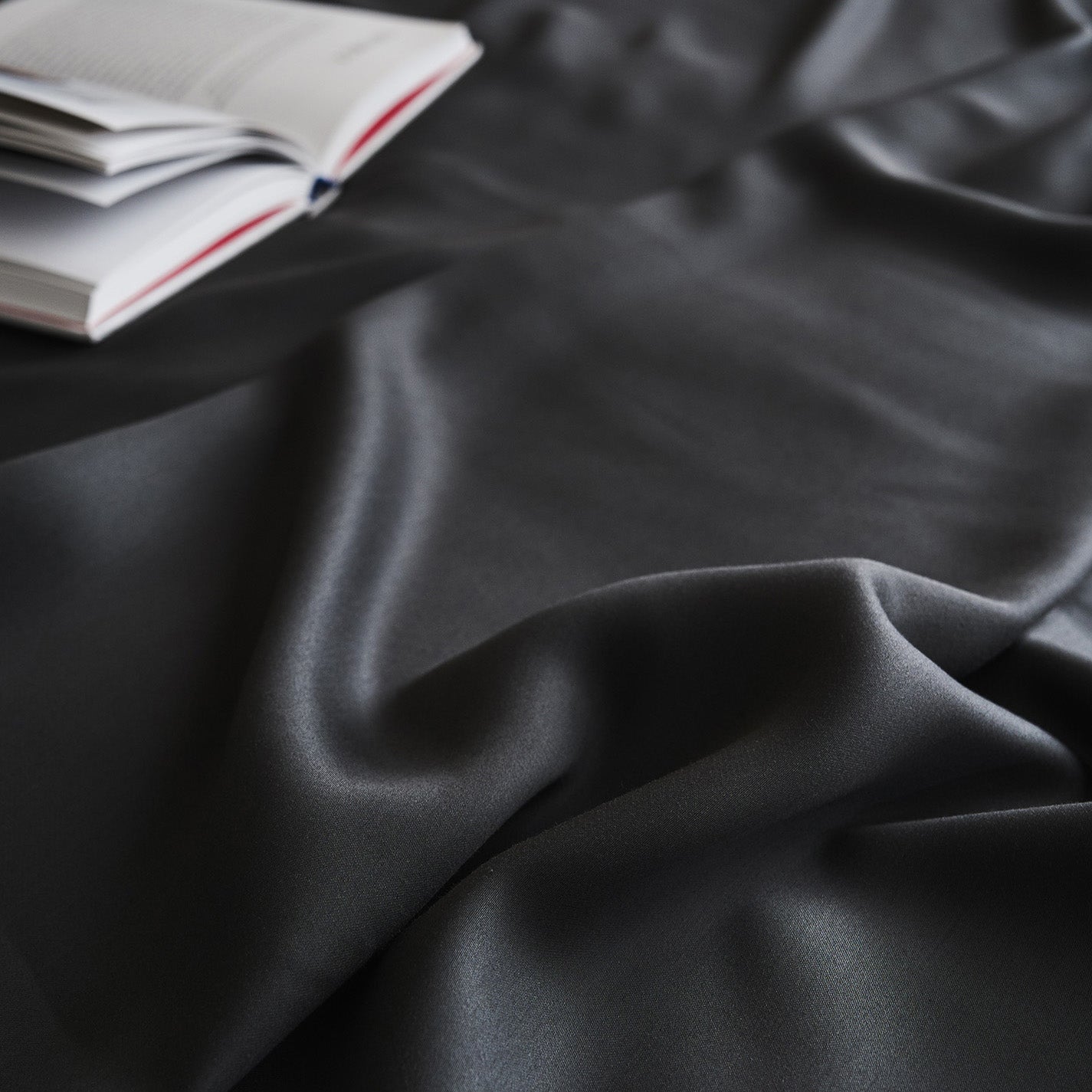 Set of Sheets King Size 245x270cm Sentia Black Board 305/14
