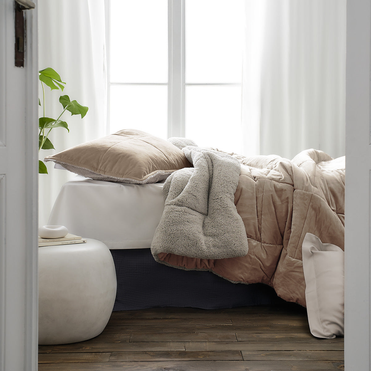 Teddy Pearl Salmon Quilt-Blanket 407/23