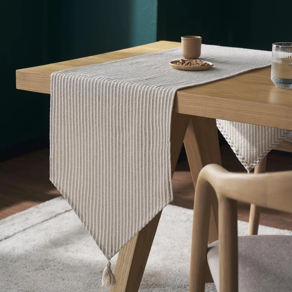 Runner Ingerith Linen 379