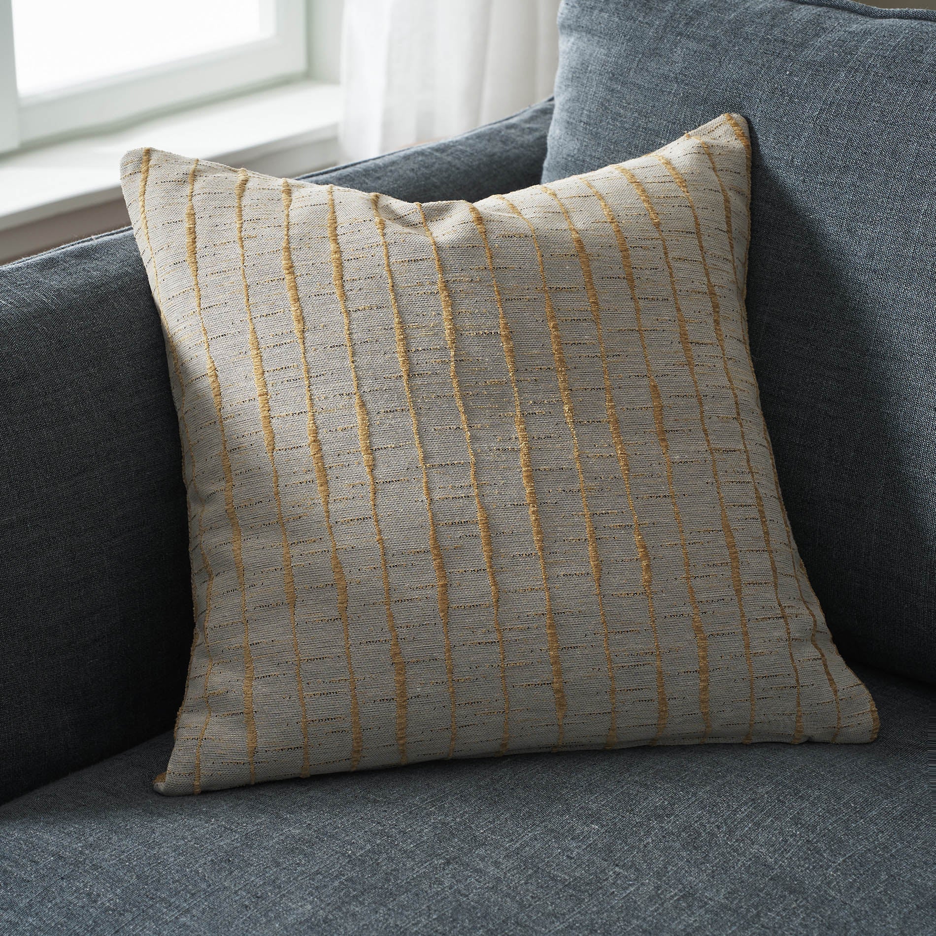 Pillowcase 50x50cm Vespera Leaf Gold 148/04