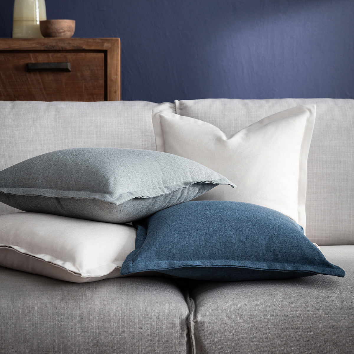 Cushion 43x43cm Isolde Jean Blue 460