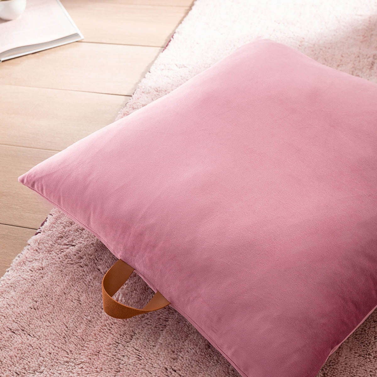 Cushion 65x65cm Winter Rose 711/ 33