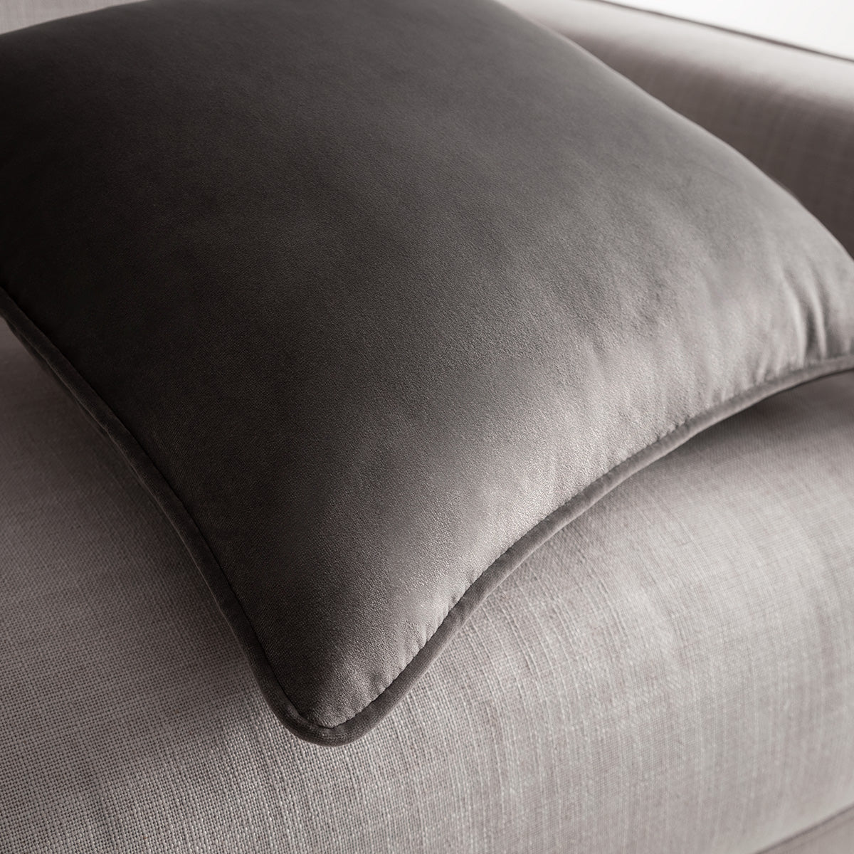 Cushion 43x43cm Winter Shadow Gray 711/ 48