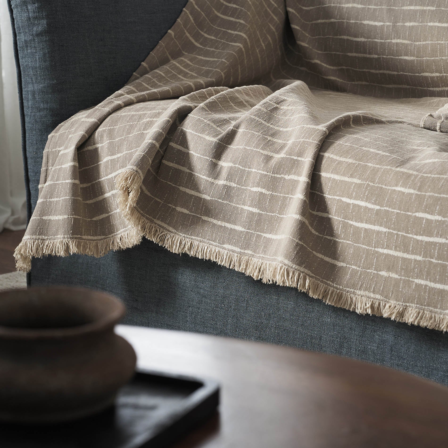 Vespera Throw Opal Grey 148/15