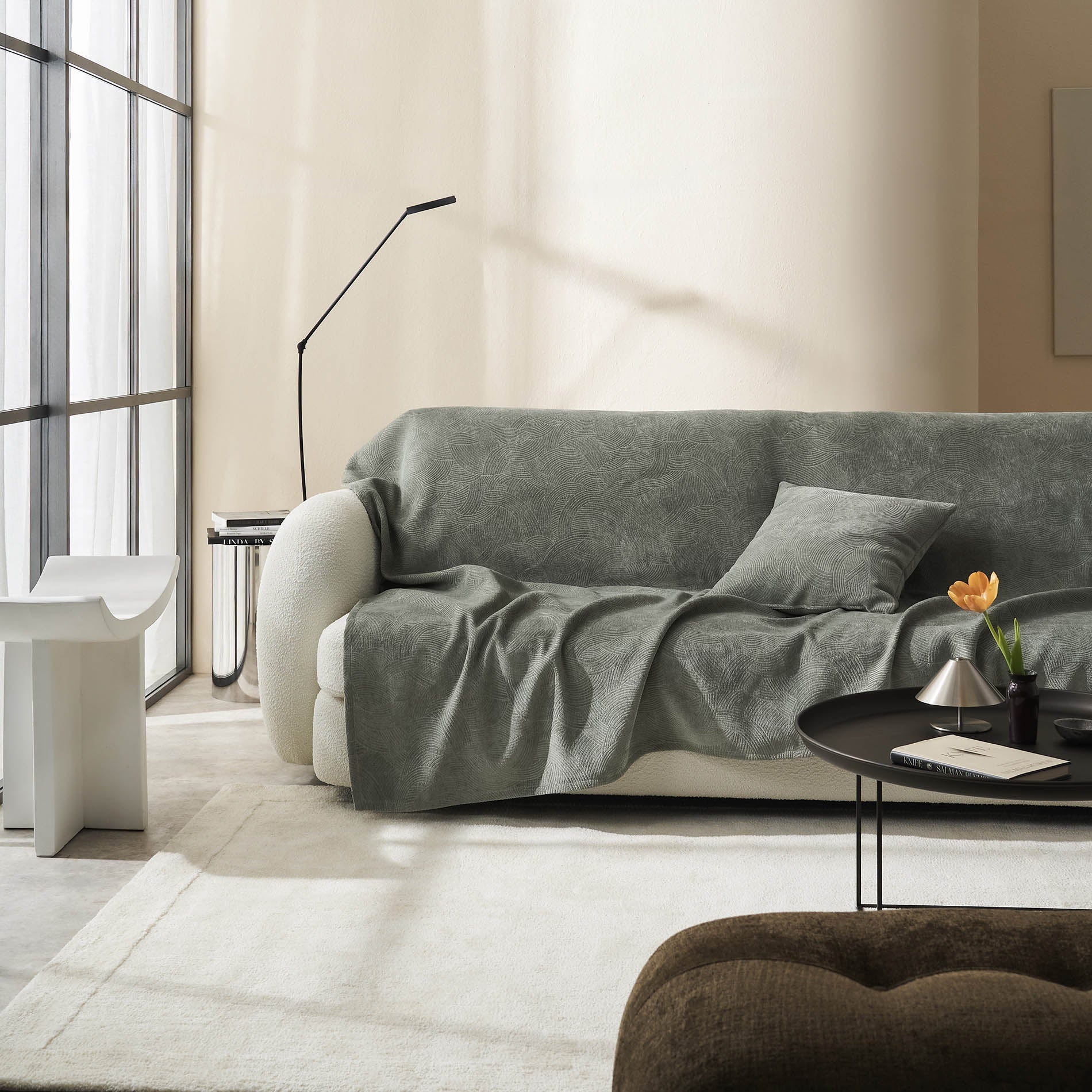Nimbus Shadow Green Throw 447/44