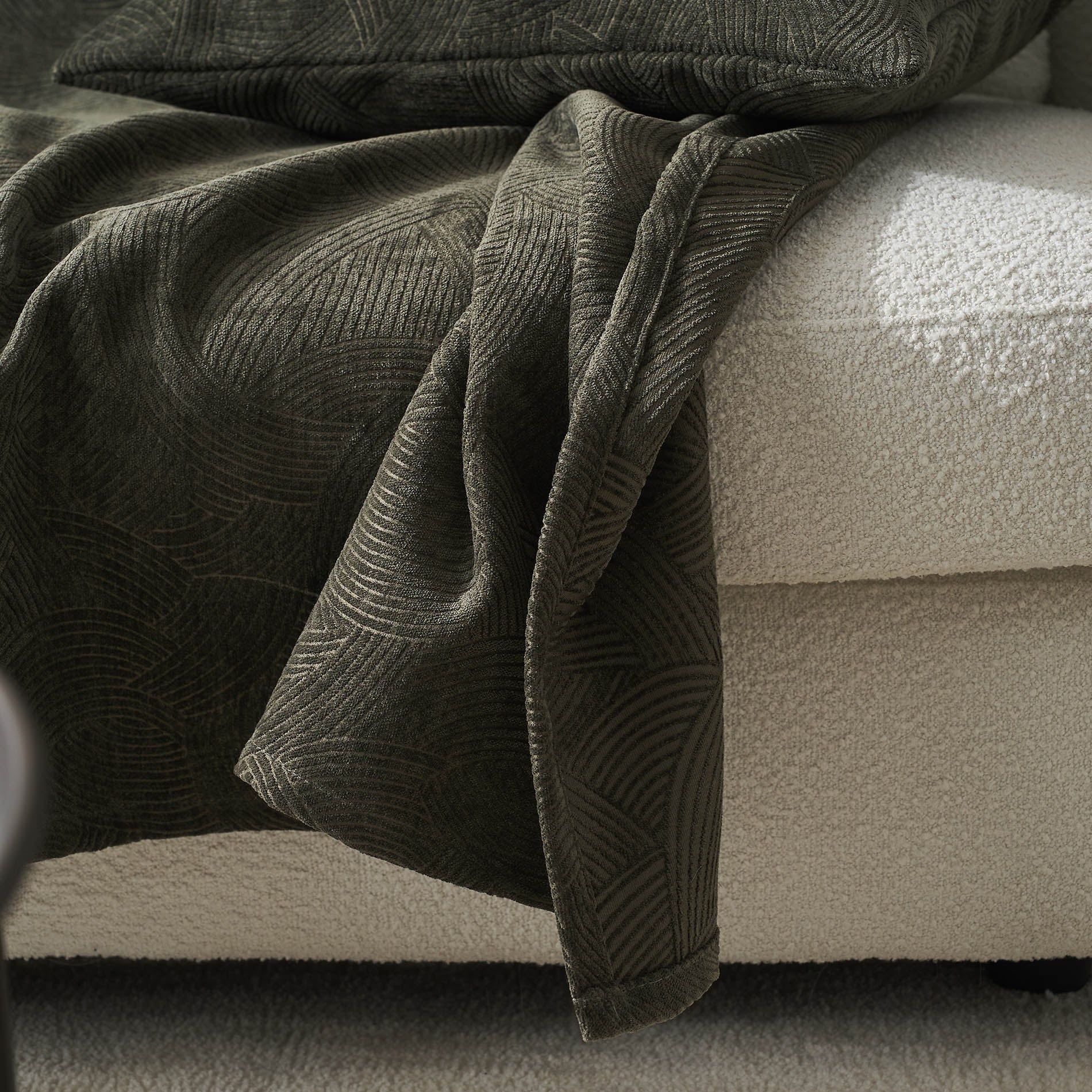 Nimbus Weed Green Throw 447/57