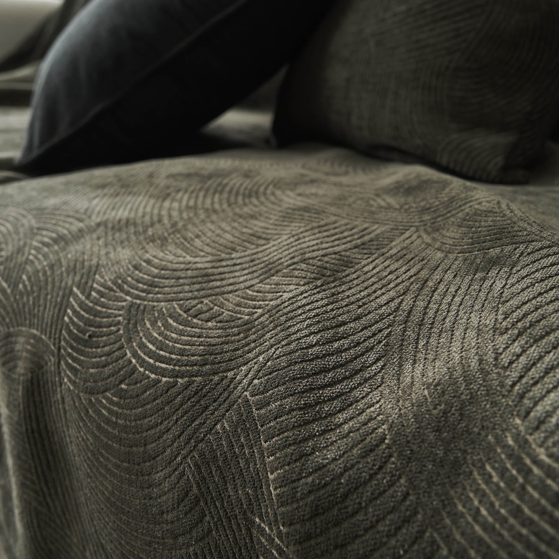 Nimbus Weed Green Throw 447/57