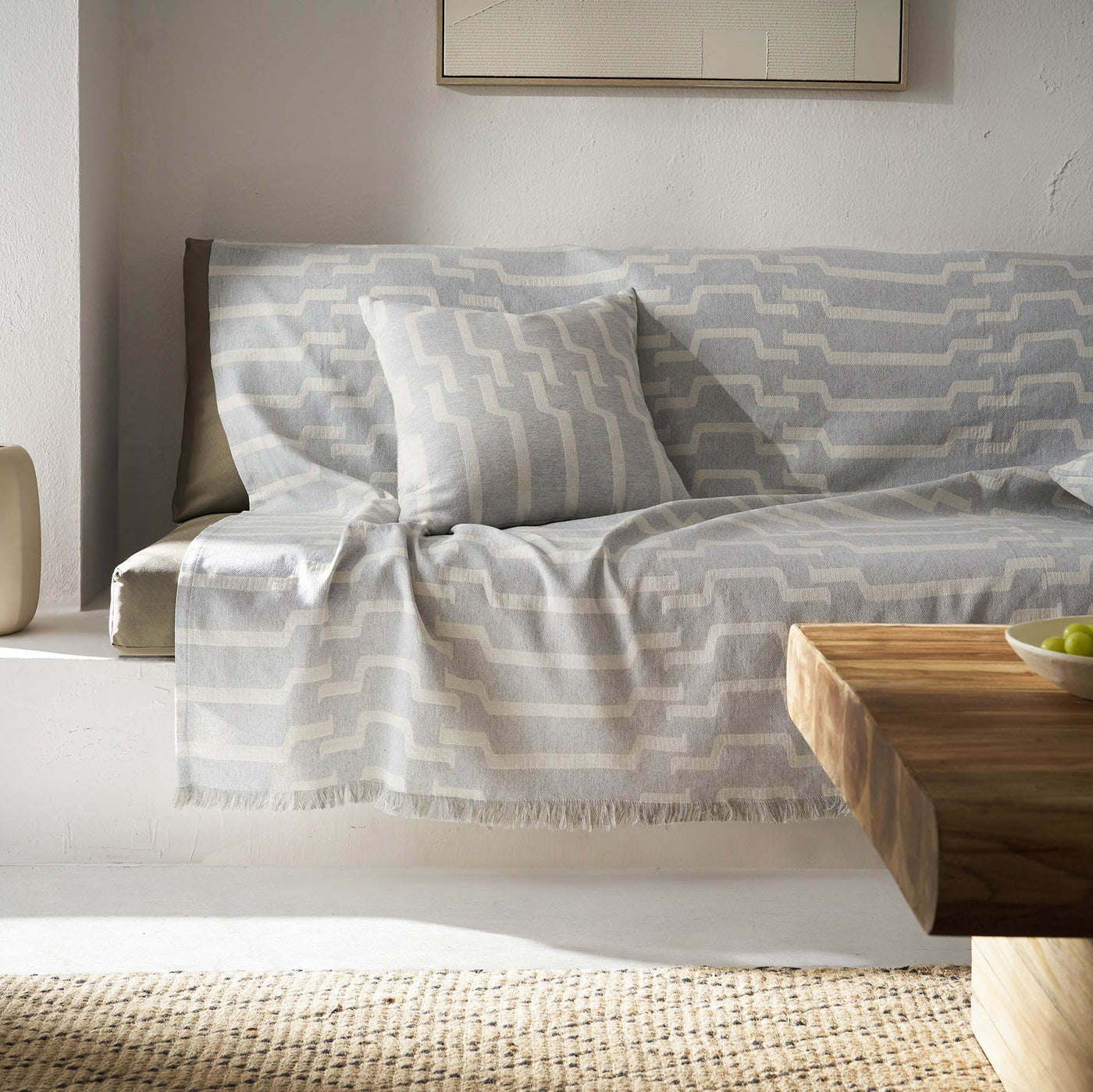 sofa throw Clover Grey 558/15