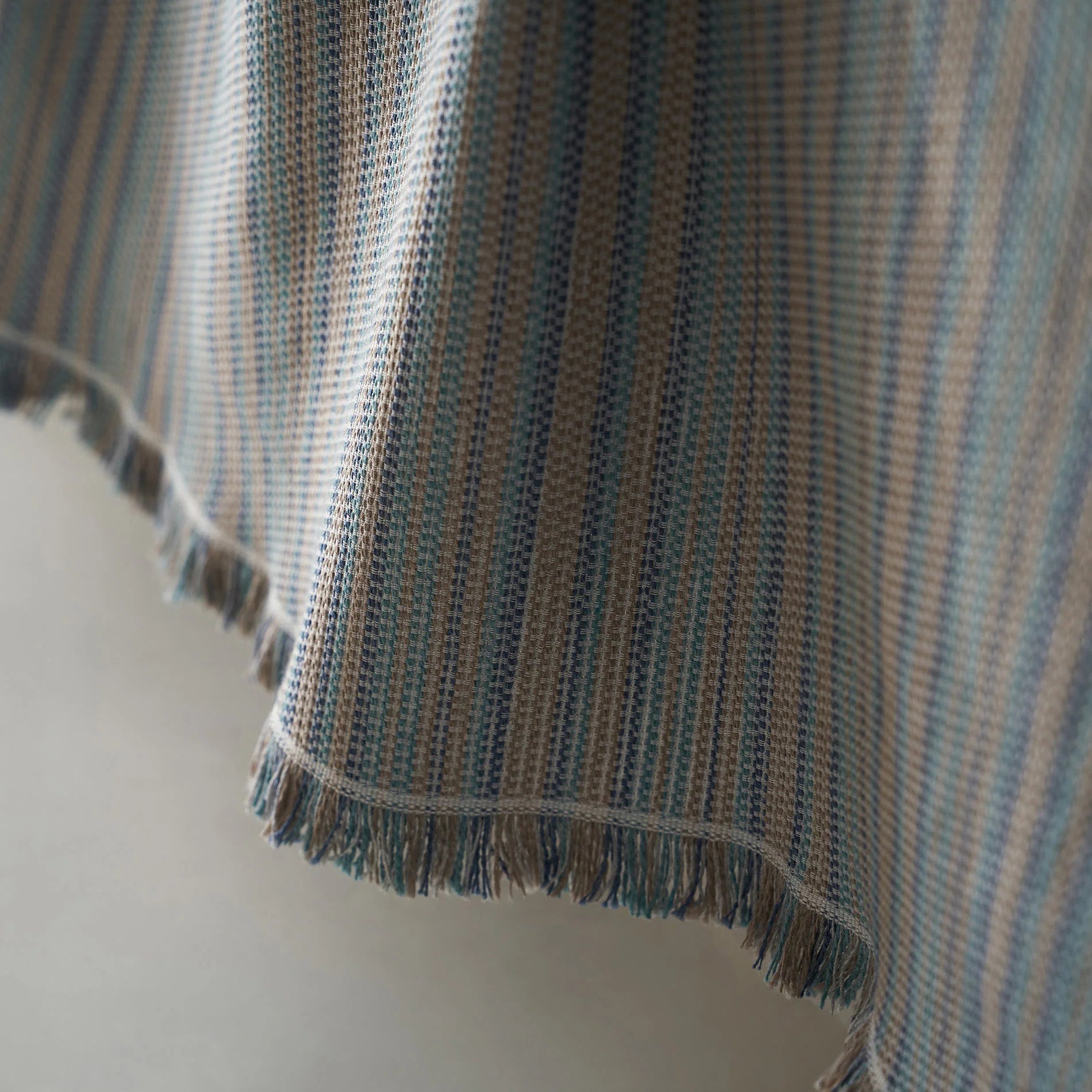 sofa throw Nymeria Jean Blue 574/01