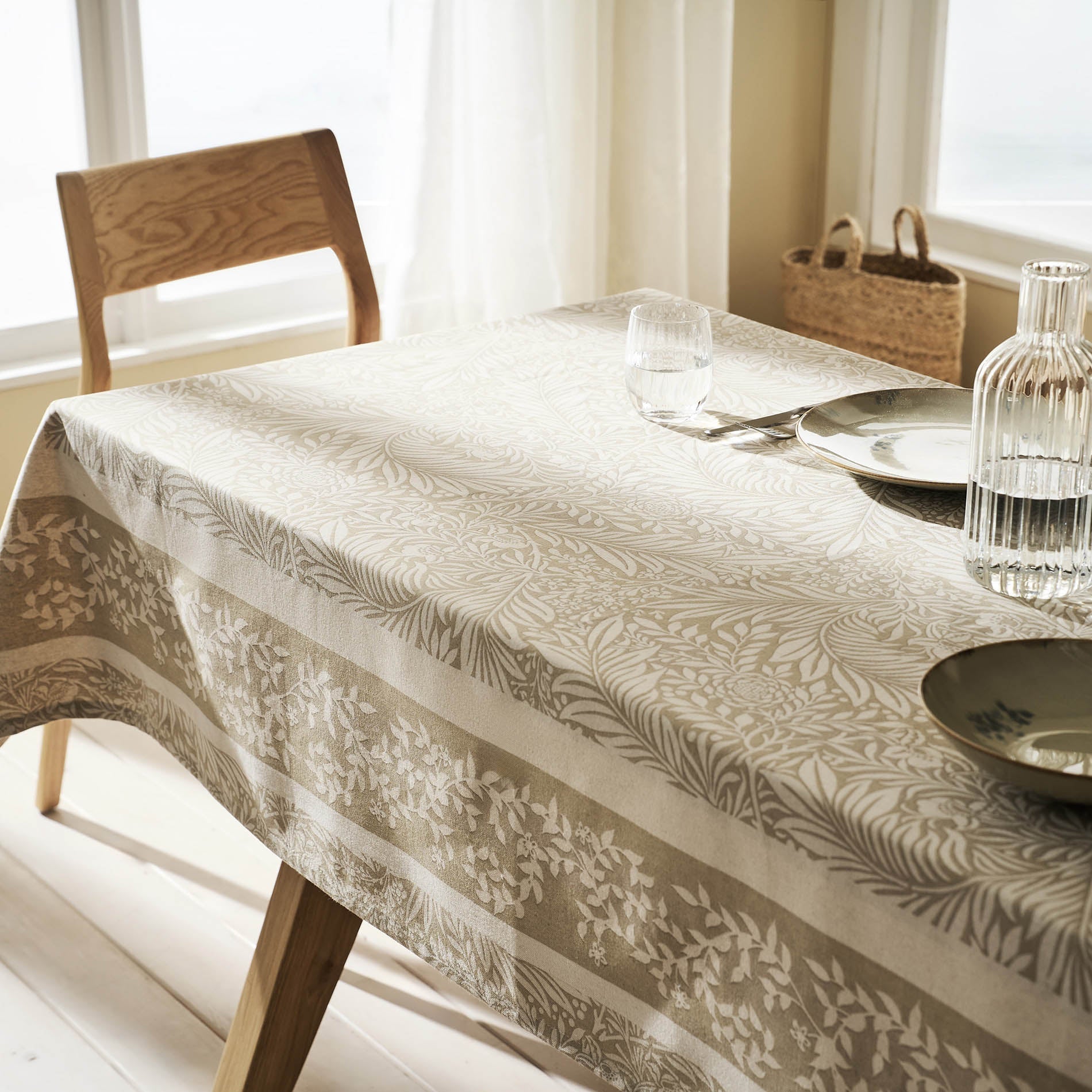 Ginevra 526 tablecloth